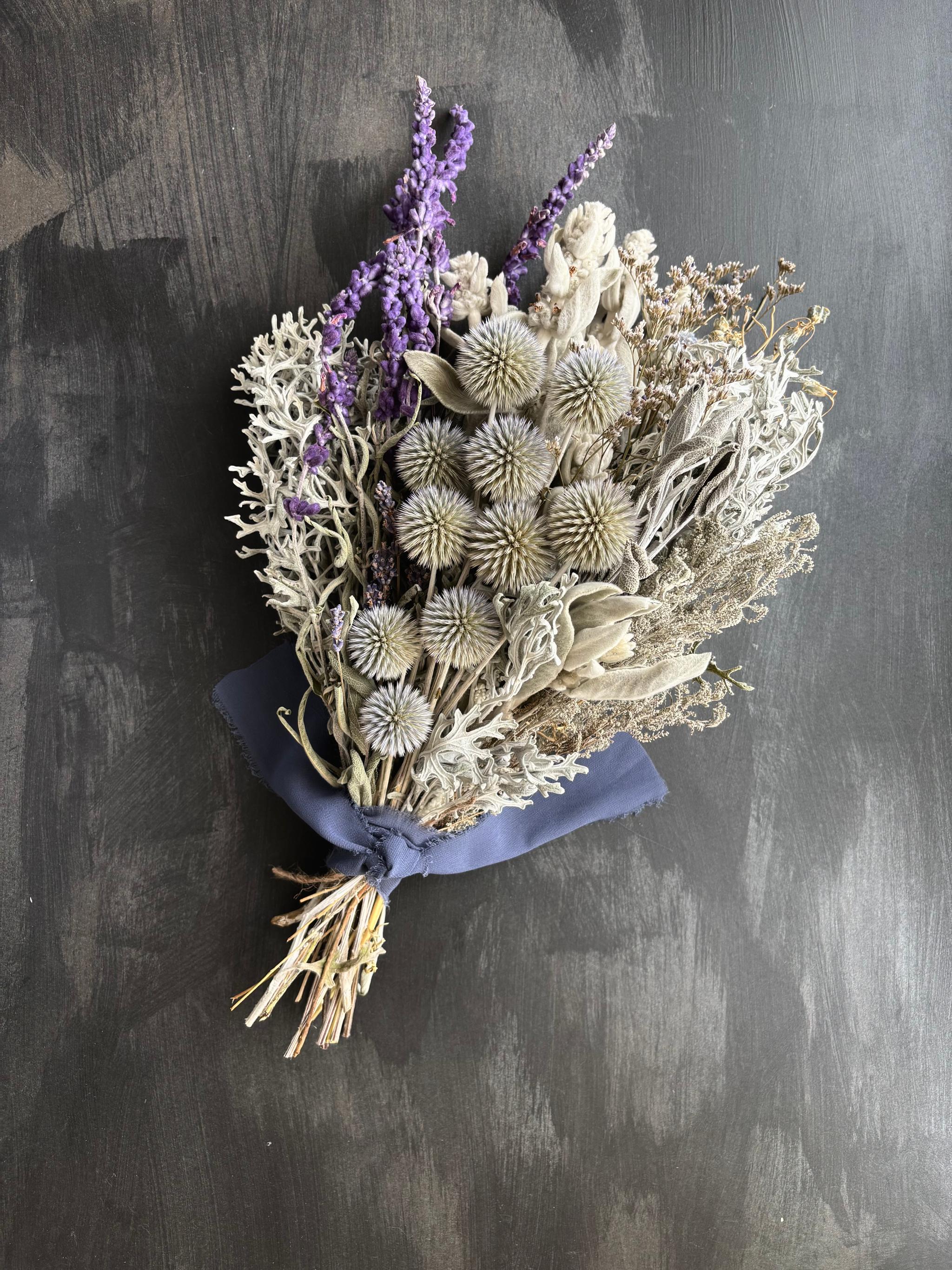 シルバーリーフのドライフラワースワッグ | 5枚目