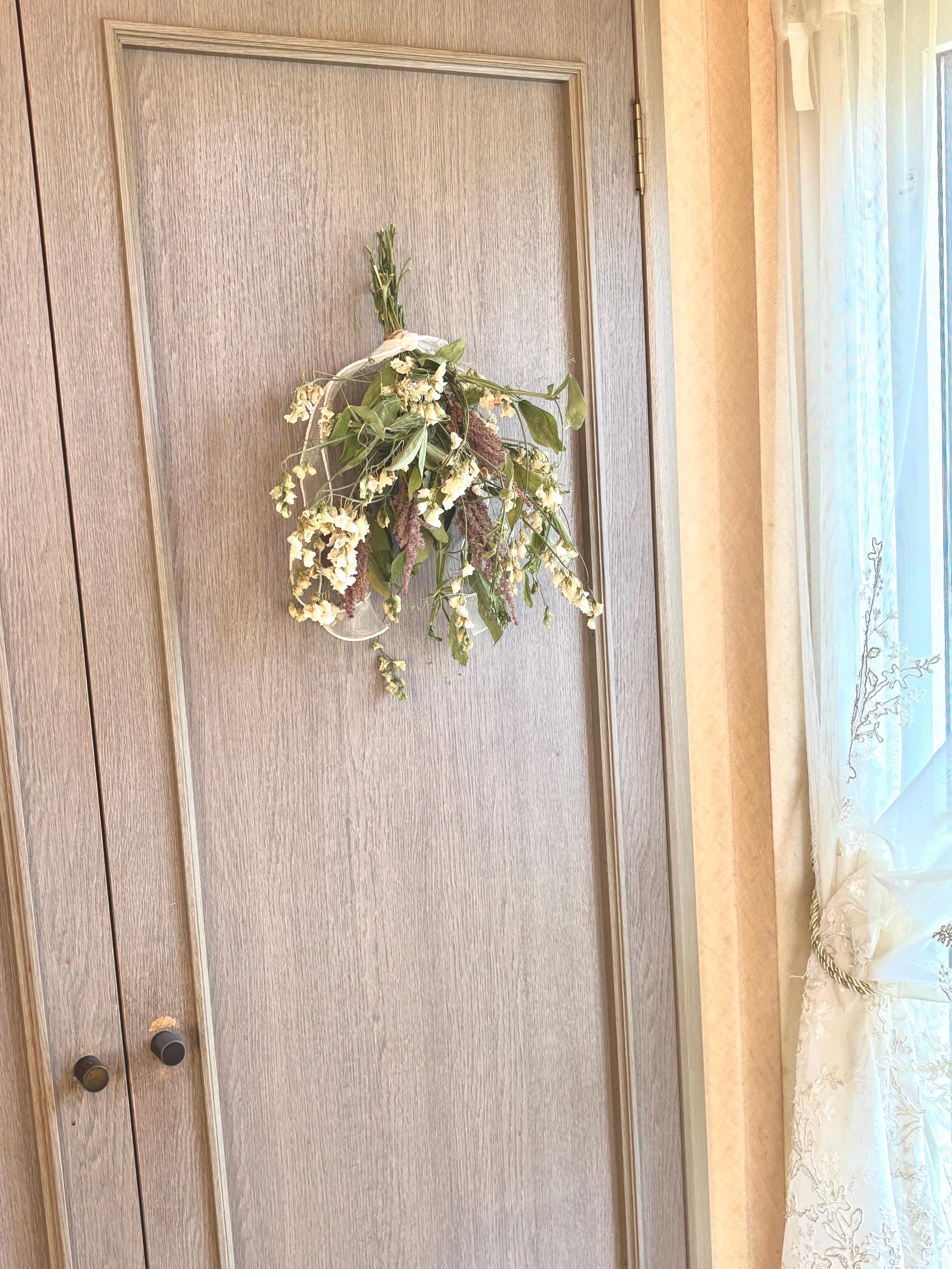 スィートピーのドライフラワースワッグ | 4枚目